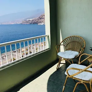 https://la-casa-verde.adeje-hotels.com